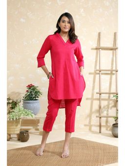 Sutra Art of Clothing - Rani Pink Pure Cotton Kurta with Pant