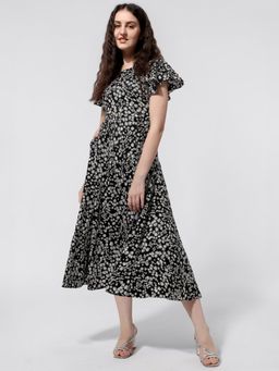 Twenty Dresses by Nykaa Fashion - Black Floral Print Flutter Sleeve Midi Dress