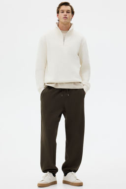 H&M - Men Green Relaxed Fit Sweatpants