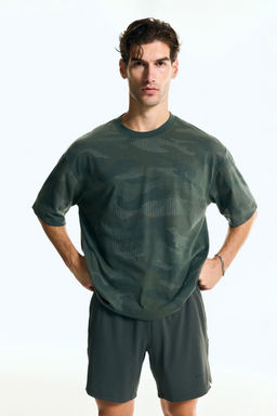 H&M - Men Green Boxy-Style Sports T-Shirt With Drymove