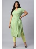 Green color option, Sold out, Currently selected