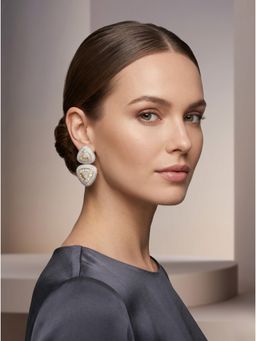 Adwitiya - Triangular Baguette and Round Diamond Earrings