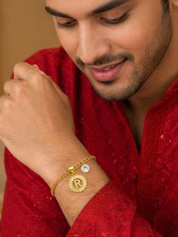 Digital Dress Room - R Letter White Diamond Bracelet Rakhi