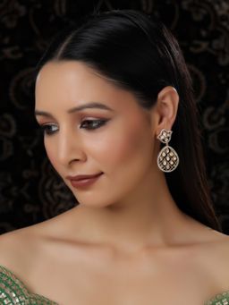 Ruby Raang Studio - Jhallar Kundan And Diamond Dangler Earrings