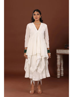 Jiraazi - White V-Neck Pankhudi Mul Kurti