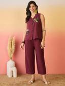 Maroon color option