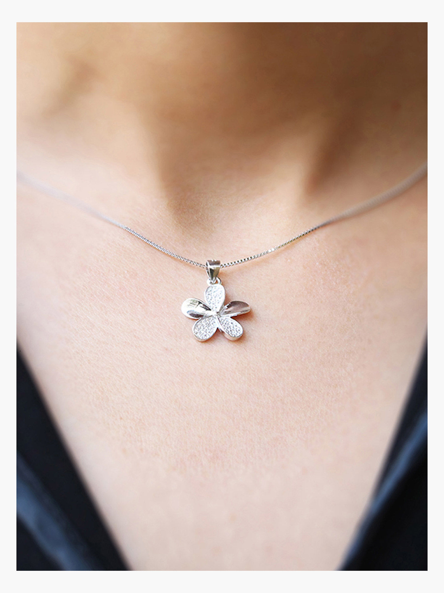 GIVA Silver Flower Pendant with Chain 