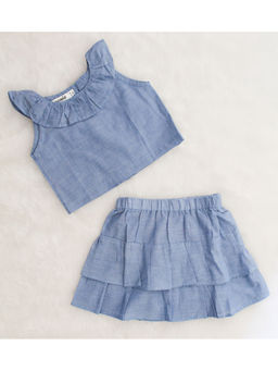 Woonie - This Woonie summer frill top with skirt-blue is a summer essential for your little girl. Tailored in the finest material, it features a round neck. Style it with fancy accessories to complete her look.