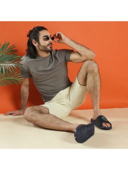 Chupps - Men Navy Blue Dot Fusion Sliders