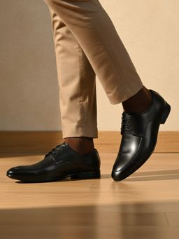 PRIVO - Men Black Derbies
