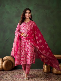 Vastramyaa - Pink Floral Printed Kurta with Pant and Dupatta (Set of 3)