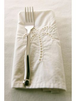 H&M - White 4-Pack Broderie Anglaise Napkins