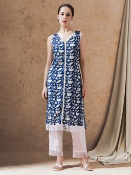 STYLEBAAZI - Blue Lace Work Floral Print Kurta and Pant (Set of 3)