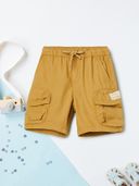 Yellow color option, Currently selected