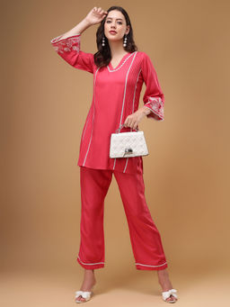 Bani Women - Pink Laced Co-Ord (Set of 2)