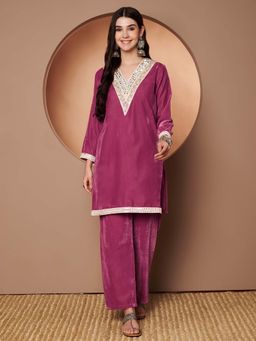 Poshak Hub - Mauve Embroidered Kurta and Pant