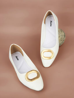 Bata - Women Casual Pointed Toe Ballerinas Ivory