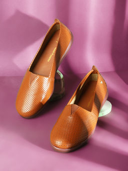 Hush Puppies - Women Casual Round Toe Ballerinas Tan
