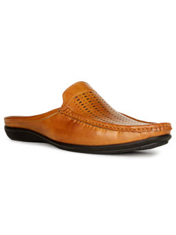 Bata - Men Casual Round Toe Loafers Tan