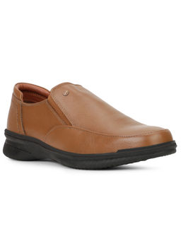 Bata - Men Casual Round Toe Loafers Tan