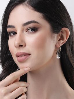 Gahan - Women Gold-Toned Teardrop Shaped Drop Earrings