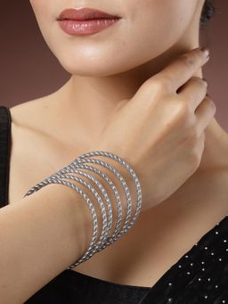 Gahan - Women Pack of 6 Silver-Toned German Silver Oxidised Bangles
