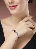 Black color option, Currently selected