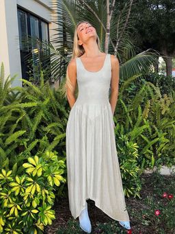 Outzidr - White Fit And Flare Party Maxi Dress