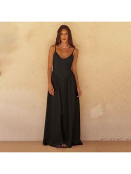 Outzidr - Black Pointed Waistline Vacay Dress