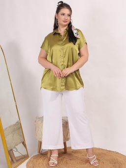 Qurvii - Olive Regular Satin Shirt