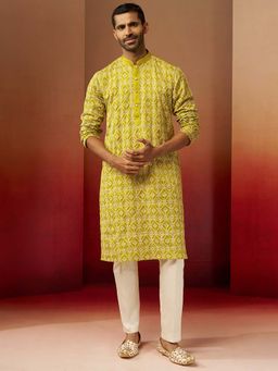 Vastramay - Green Linen Silk Thread Embroidered Kurta With Cream Pant for Men