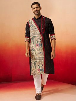 Vastramay - Black Digital Print Kurta With White Pant for Men