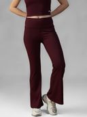 Maroon color option, Currently selected