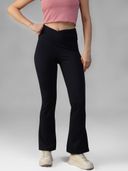 Navy Blue color option, Currently selected