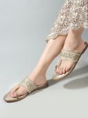 Gold color option, Currently selected