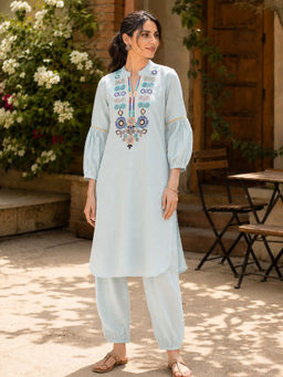Nayam by lakshita - Floral Embroidered Kurta with Salwar