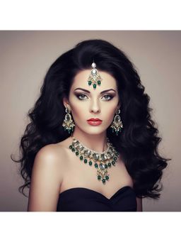 SOLLIGHT - Women Green Beads and Stone Zirconia Jewellery Set