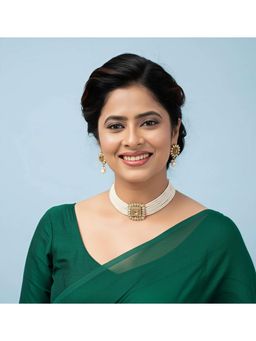 SOLLIGHT - Women Gold Plated White Zirconia and Pearl Choker Jewellery Set