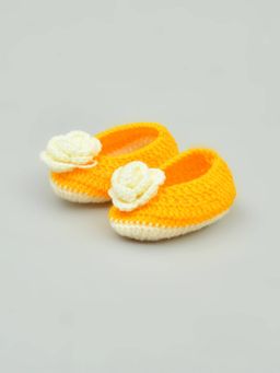 FUNKRAFTS - Handmade Woollen Crochet Infant Baby Booties for 6-12 Months Girl-Yellow