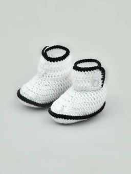 FUNKRAFTS - Handmade Baby Girl & Boy Woollen Crochet Baby Infant Shoes for 6-12 Months-White