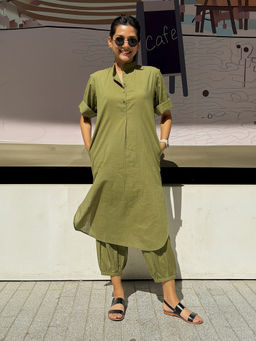SURMA - Butter Toast Kurta Co-Ord Set in Olive Green