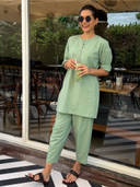 Green color option