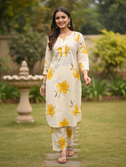 FASHOR - Off White Floral Printed Kurta with Pant