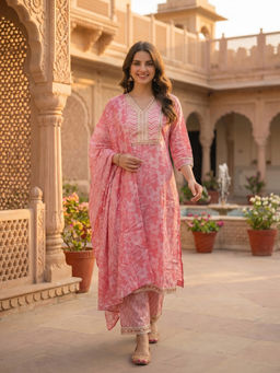 FASHOR - Pink Floral Printed Kurta with Pant and Dupatta