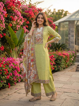 FASHOR - Green Floral Printed Kurta with Palazzo and Dupatta