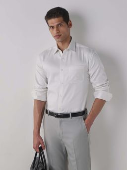 Reid & Taylor - White Solid Collar Neck Full Sleeves Shirt for Men