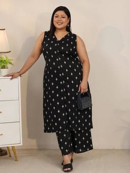 Extra love by Libas - Black Ethnic Motif Printed Straight Sleeveless Kurta With Palazzo