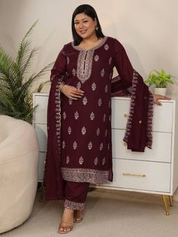 Extra love by Libas - Plus Size Maroon Ethnic Motif Kurta And Trouser With Dupatta