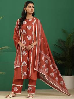 Libas - Orange Floral Printed Panelled Straight Kurta With Trouser And Dupatta