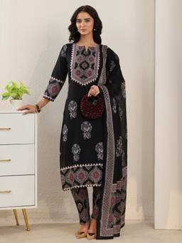 Libas - Black Ajrakh Printed Straight Kurta With Printed Trouser And Printed Dupatta